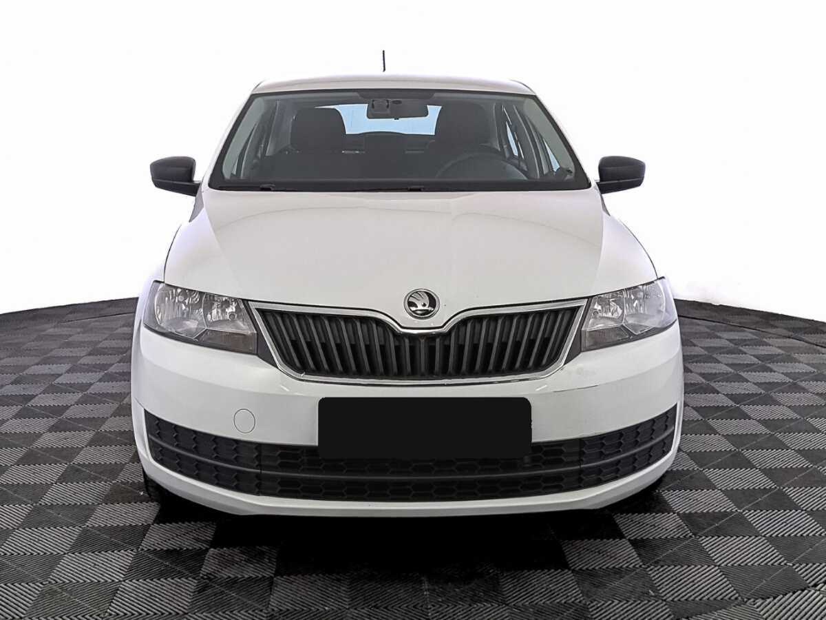 Skoda Rapid б/у, 2017, Механическая. Фото: #1