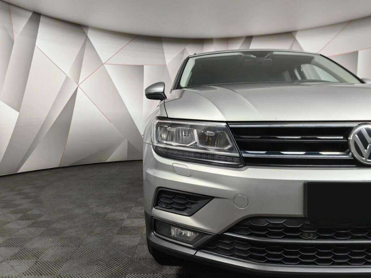 Volkswagen Tiguan б/у, 2020, Механическая. Фото: #9