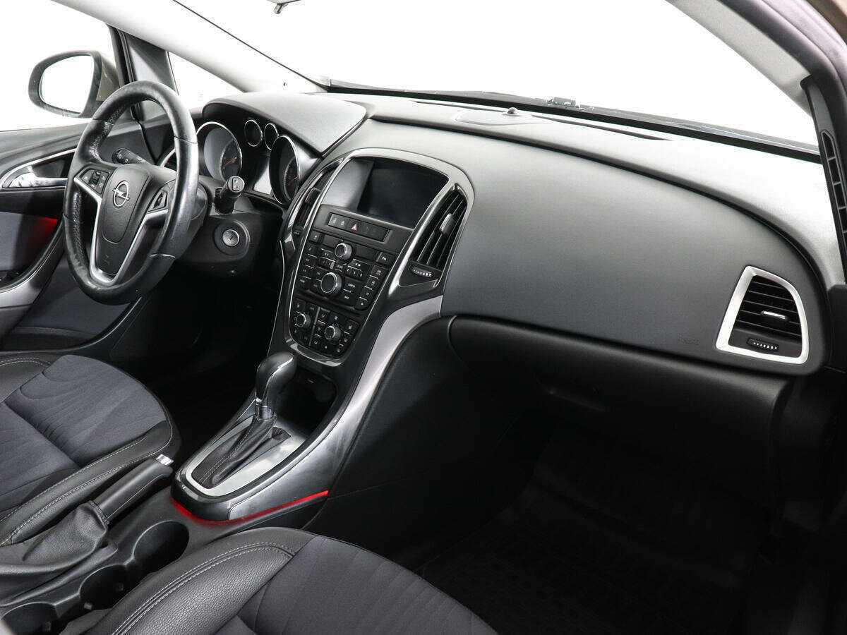 Opel Astra б/у, 2014, Автоматическая. Фото: #5