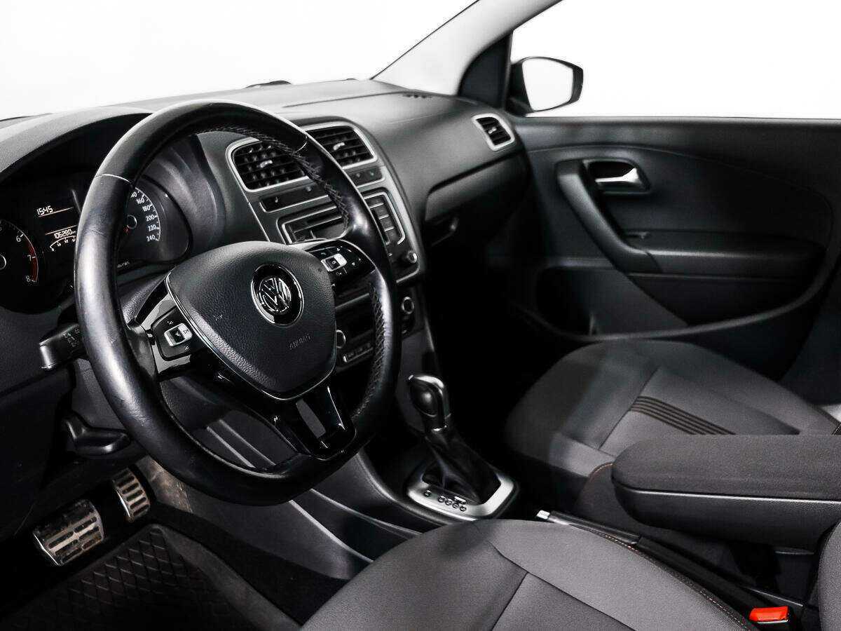 Volkswagen Polo б/у, 2016, Автоматическая. Фото: #8