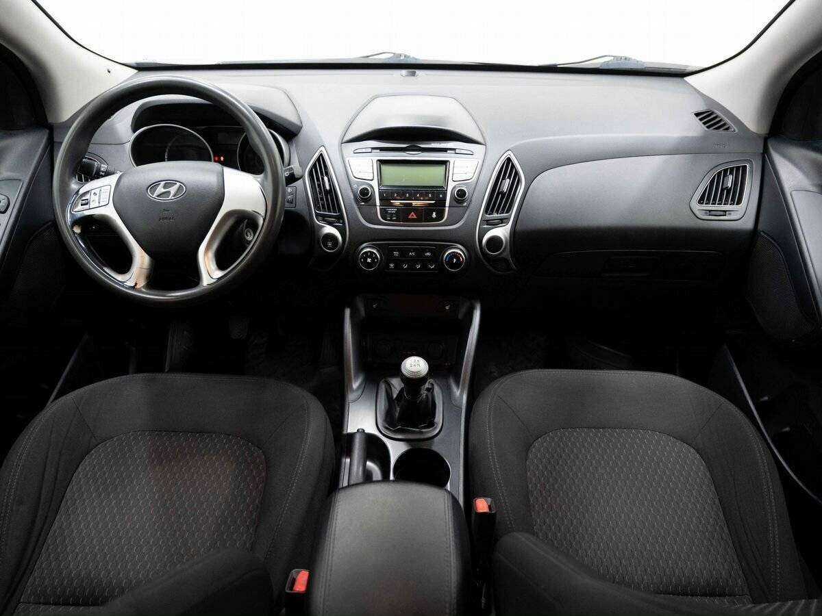 Hyundai ix35 б/у, 2013, Механическая. Фото: #11