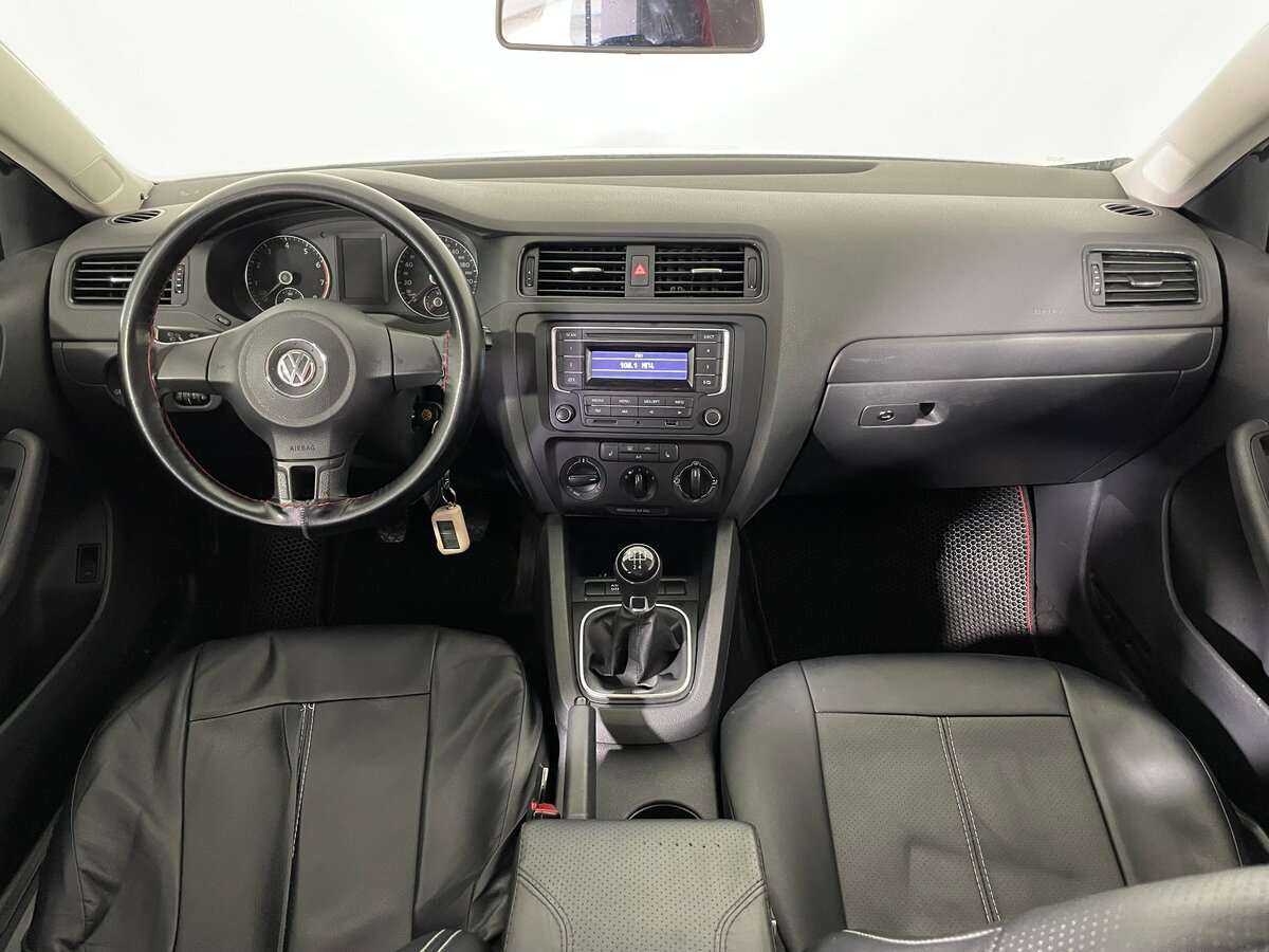 Volkswagen Jetta б/у, 2014, Механическая. Фото: #8