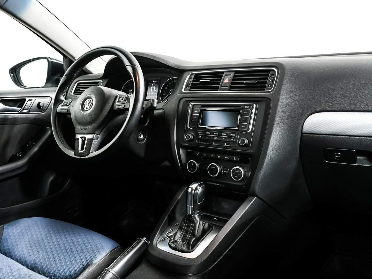 Volkswagen Jetta б/у, 2013, Автоматическая. Фото: #8
