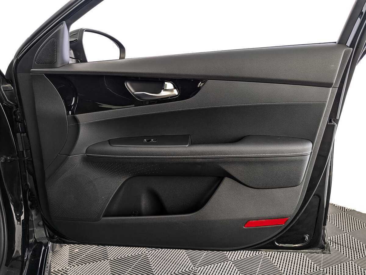 Kia Cerato б/у, 2021, Автоматическая. Фото: #19