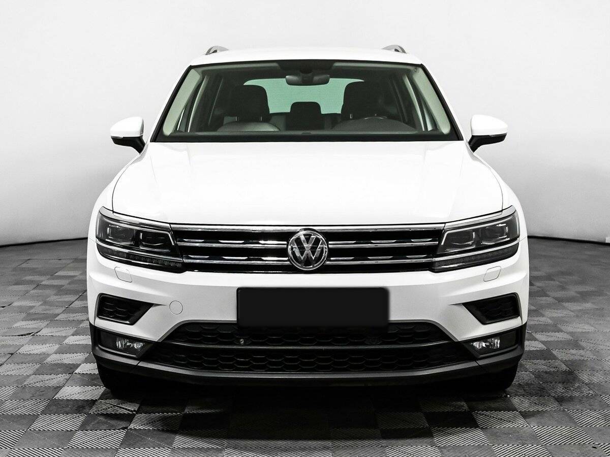 Volkswagen Tiguan б/у, 2018, Роботизированная. Фото: #1