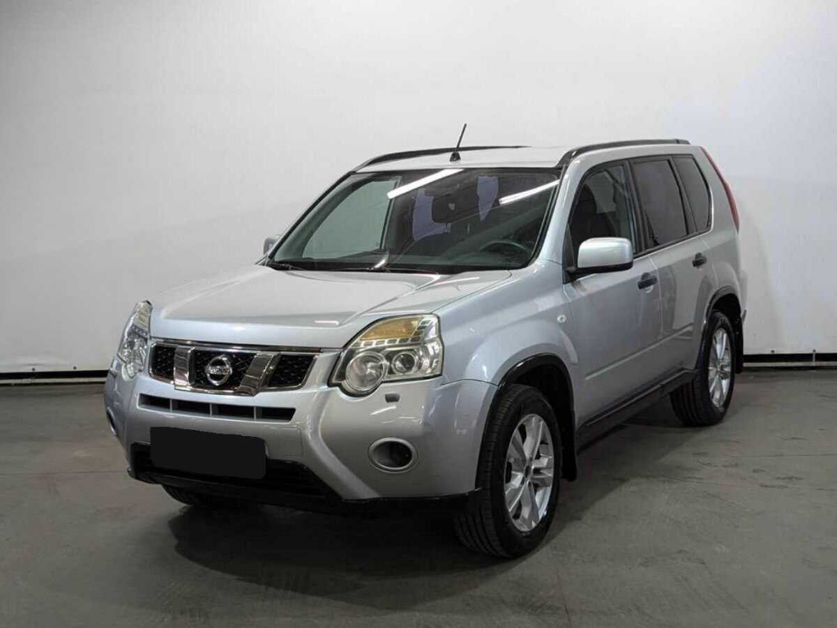 Nissan X-Trail б/у, 2013, Механическая. Посмотреть фото
