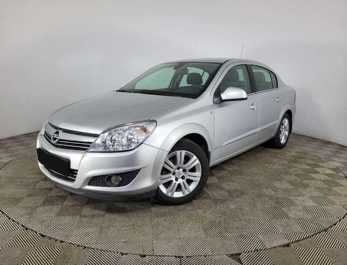 Opel Astra б/у, 2012, Автоматическая. Посмотреть фото