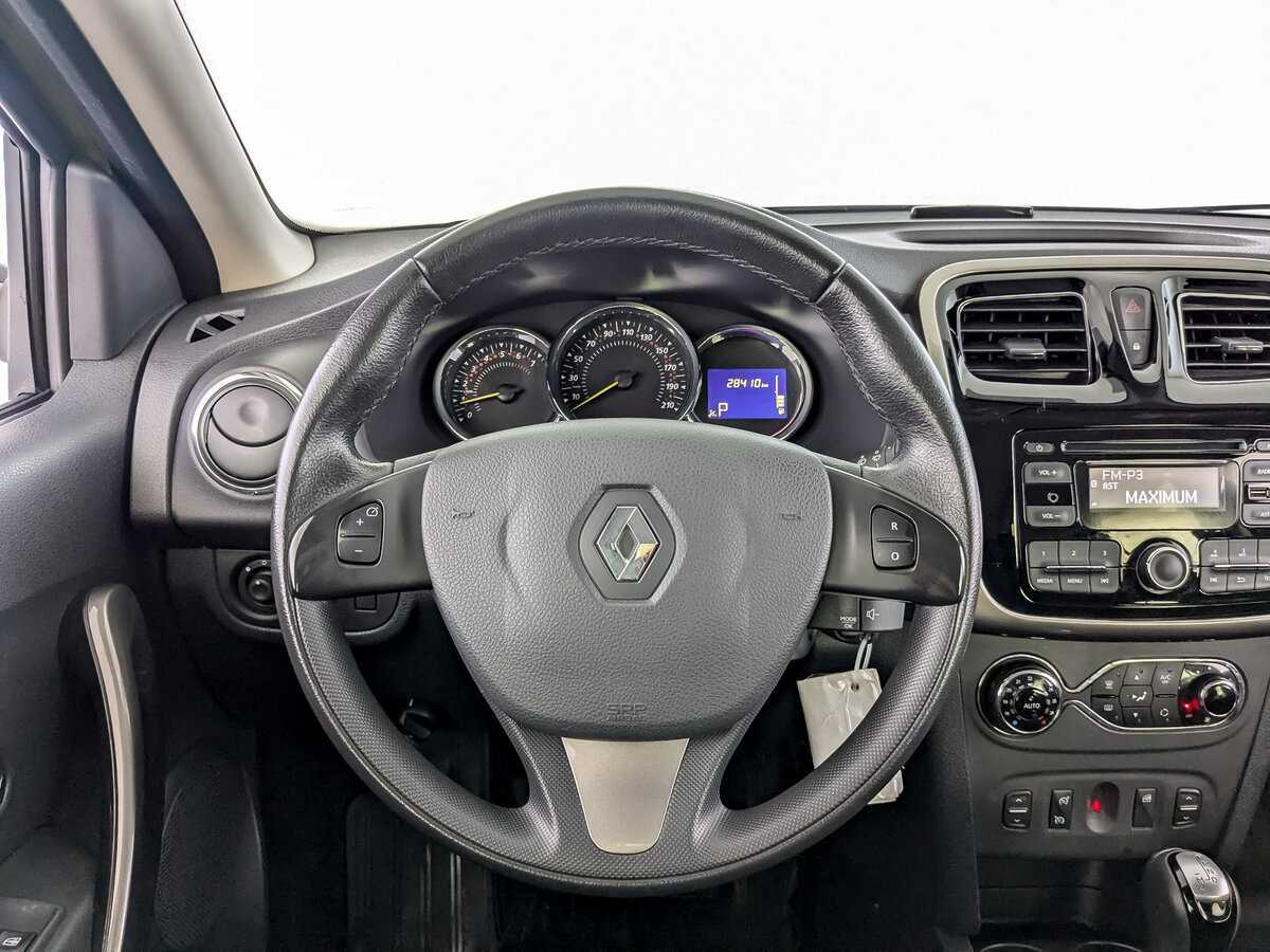 Renault Sandero б/у, 2016, Автоматическая. Фото: #16