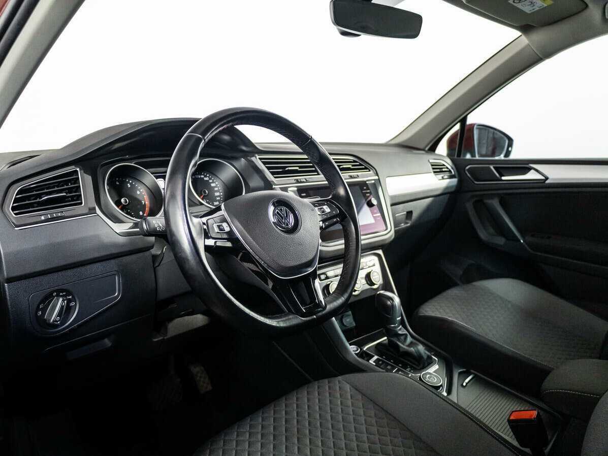 Volkswagen Tiguan б/у, 2017, Роботизированная. Фото: #10