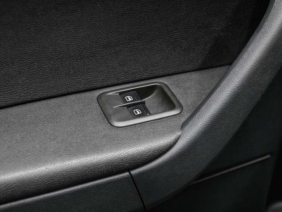 Skoda Yeti б/у, 2014, Механическая. Фото: #15