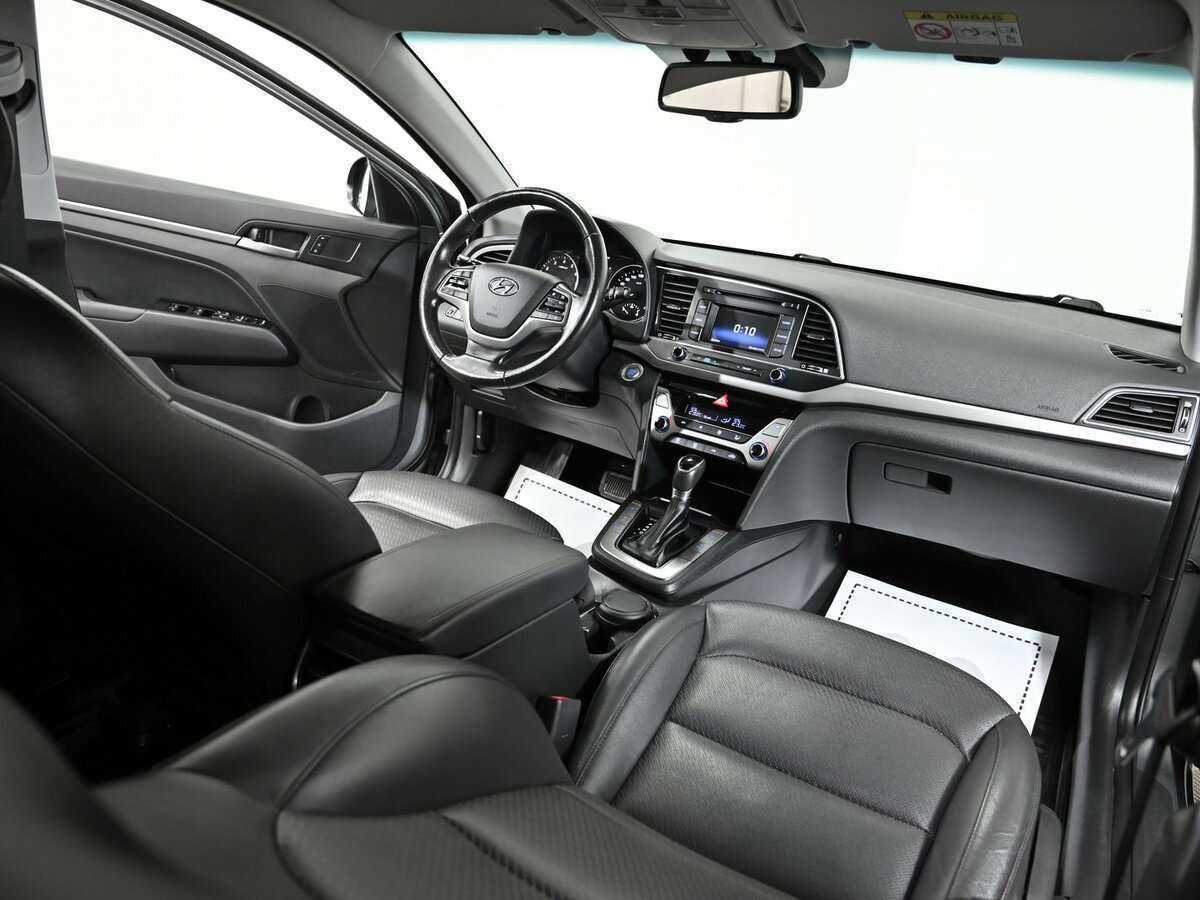 Hyundai Elantra б/у, 2018, Автоматическая. Фото: #8