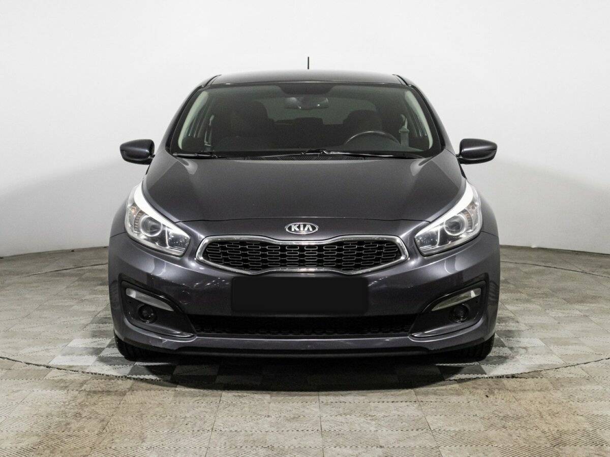 Kia Ceed б/у, 2015, Автоматическая. Фото: #1