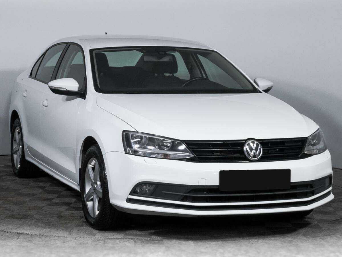 Volkswagen Jetta б/у, 2016, Автоматическая. Фото: #2