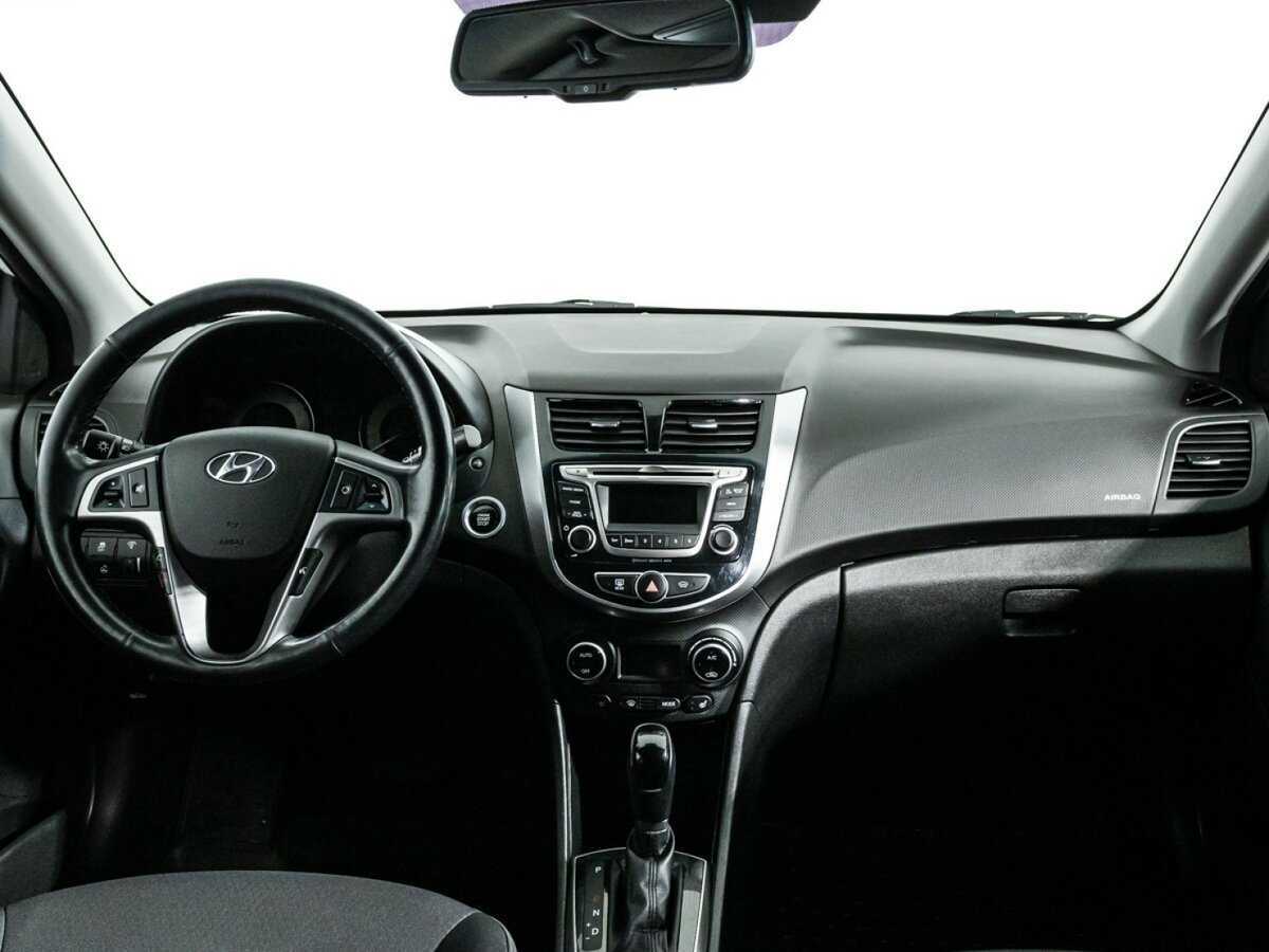 Hyundai Solaris б/у, 2016, Автоматическая. Фото: #12