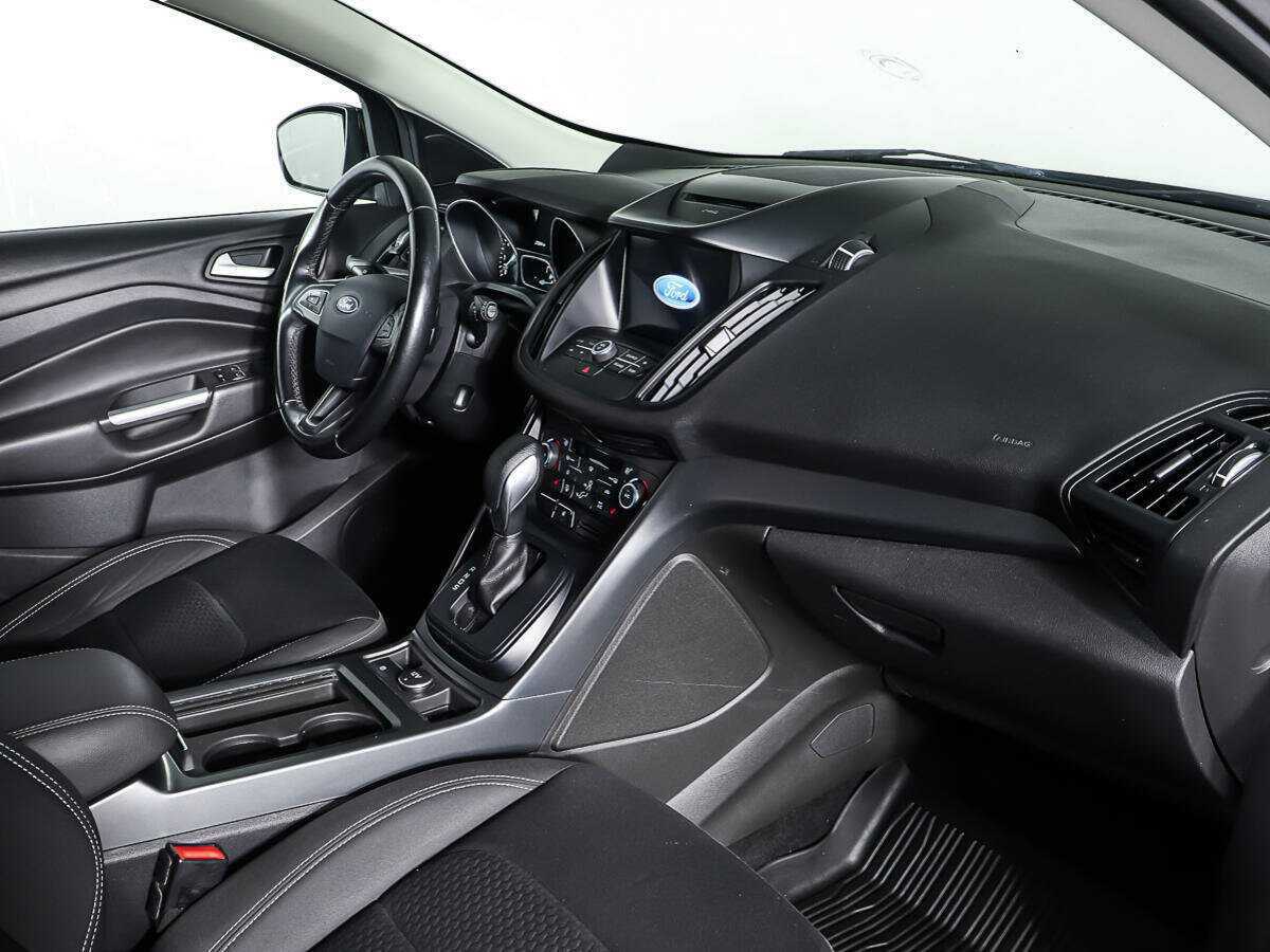 Ford Kuga б/у, 2017, Автоматическая. Фото: #8
