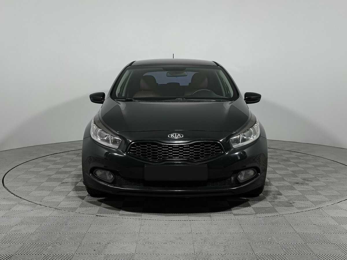Kia Ceed б/у, 2014, Механическая. Фото: #1