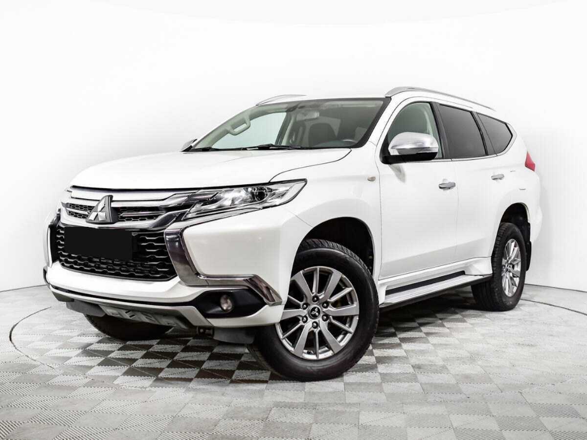 Mitsubishi Pajero Sport б/у, 2017, Механическая. Посмотреть фото