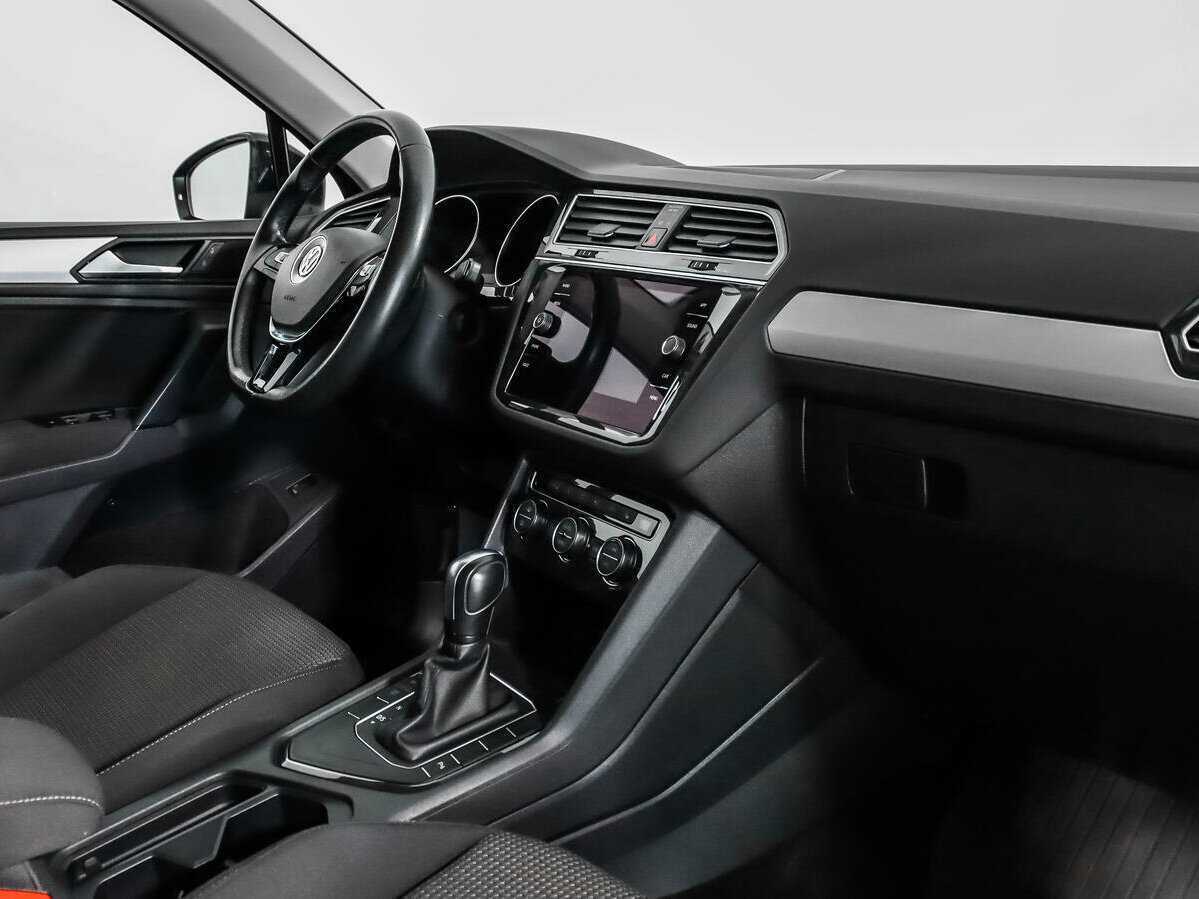 Volkswagen Tiguan б/у, 2019, Роботизированная. Фото: #12