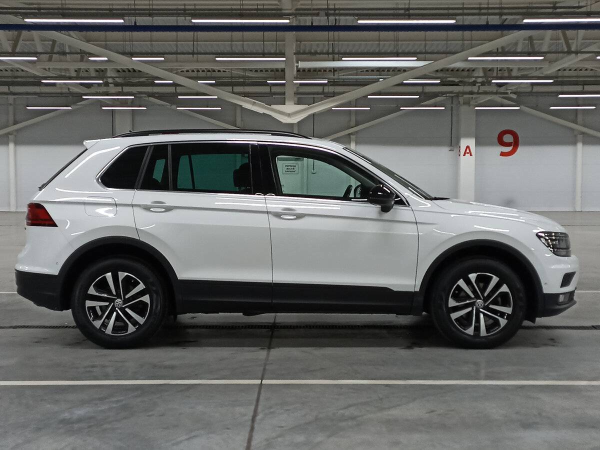 Volkswagen Tiguan б/у, 2020, Роботизированная. Фото: #3