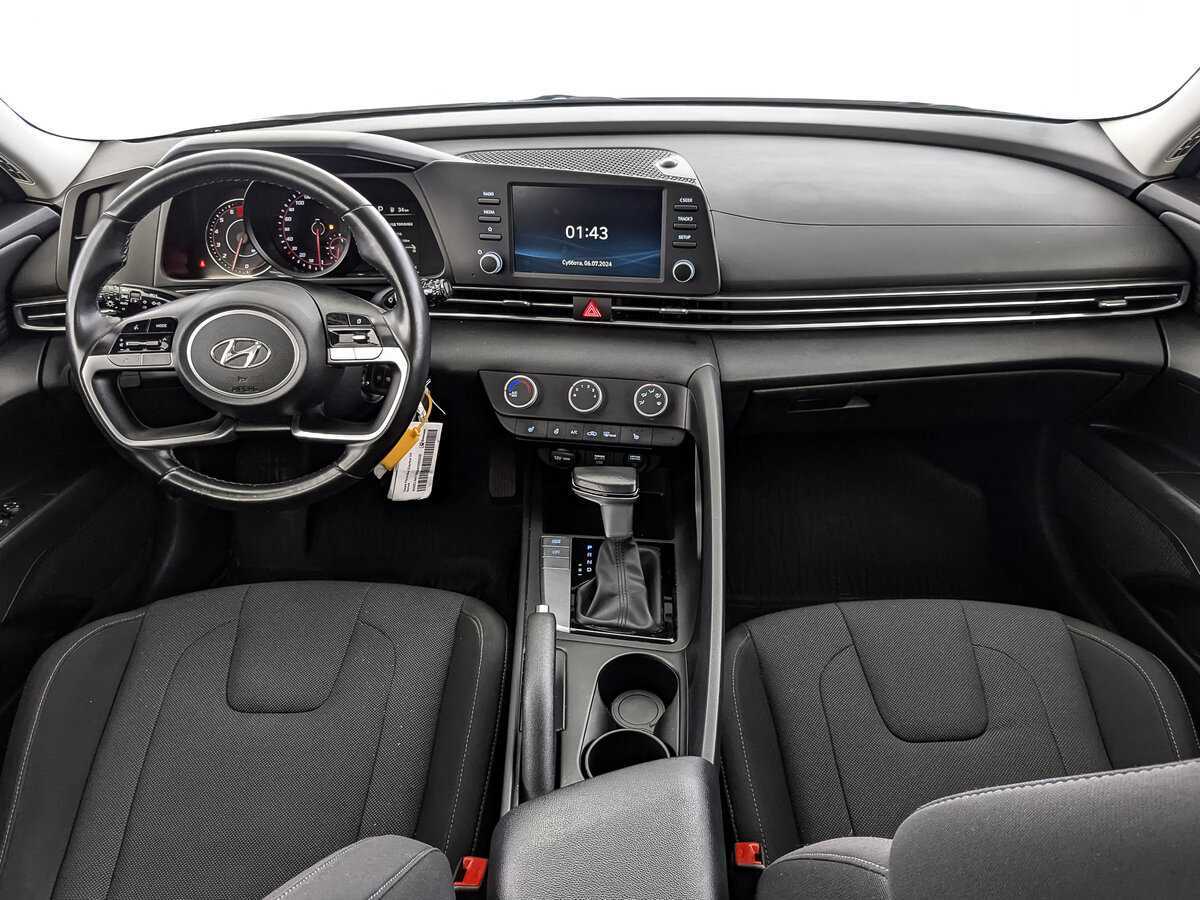 Hyundai Elantra б/у, 2021, Автоматическая. Фото: #9