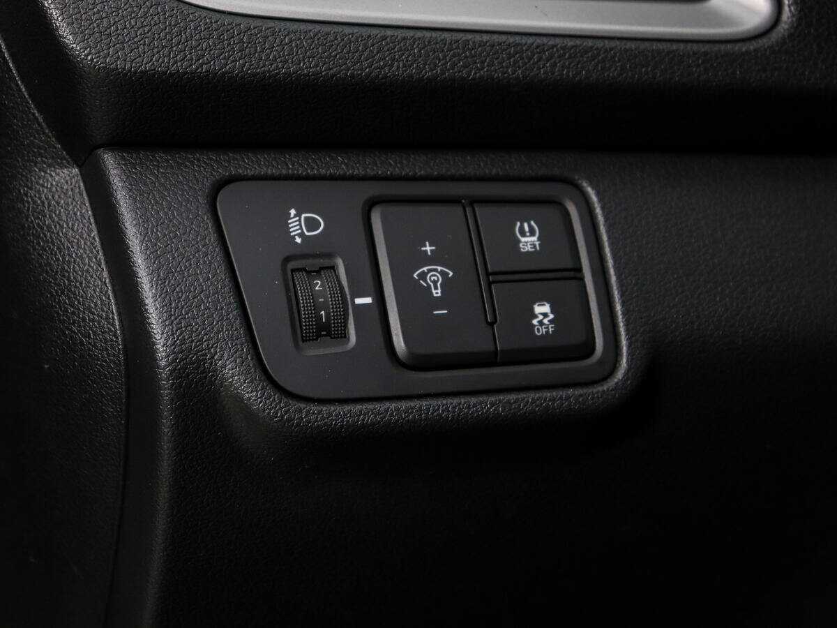 Hyundai Solaris б/у, 2019, Механическая. Фото: #9
