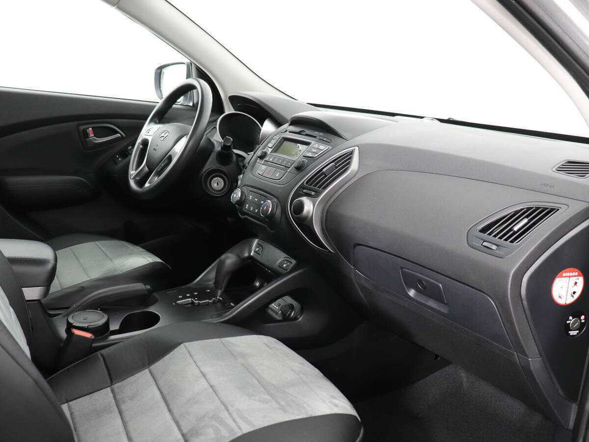 Hyundai ix35 б/у, 2013, Автоматическая. Фото: #8