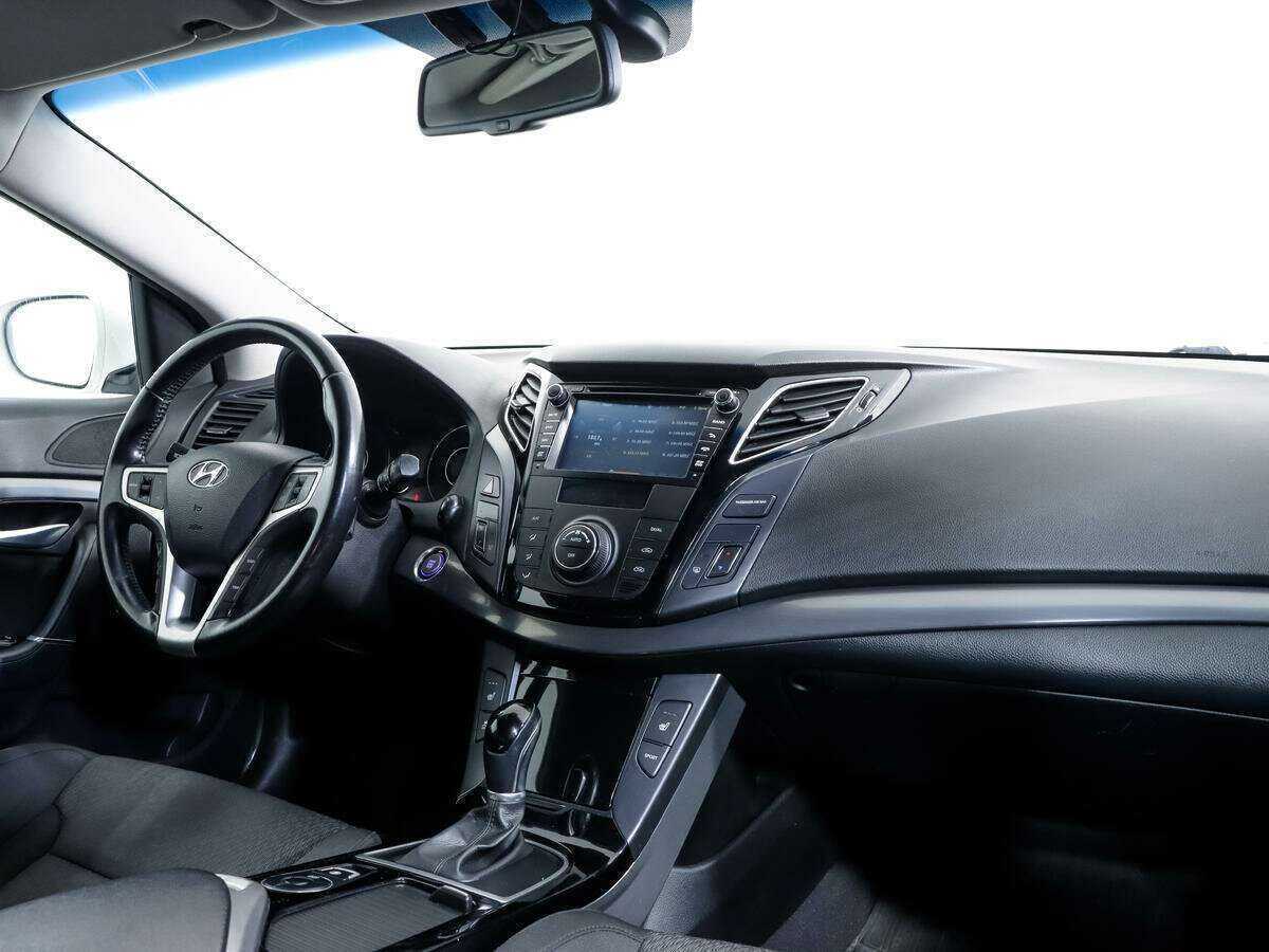 Hyundai i40 б/у, 2013, Автоматическая. Фото: #8