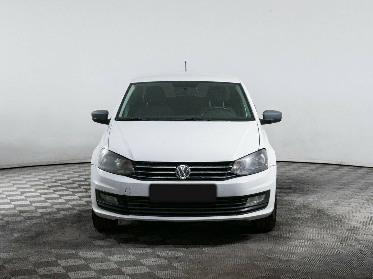 Volkswagen Polo б/у, 2018, Механическая. Фото: #1