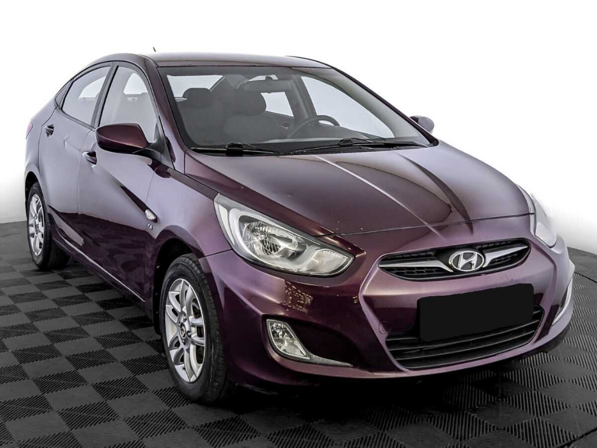 Hyundai Solaris б/у, 2012, Автоматическая. Фото: #2