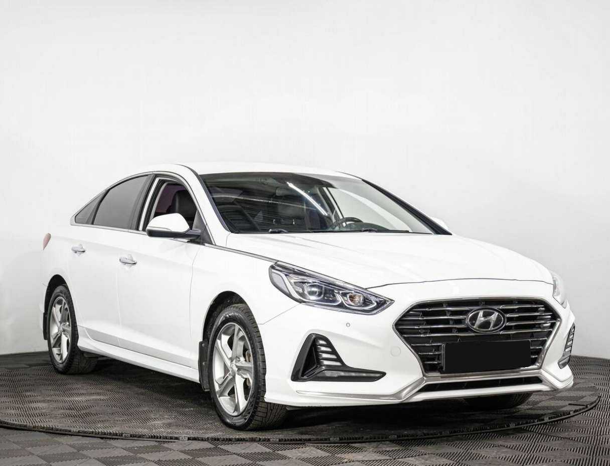Hyundai Sonata б/у, 2017, Автоматическая. Фото: #2