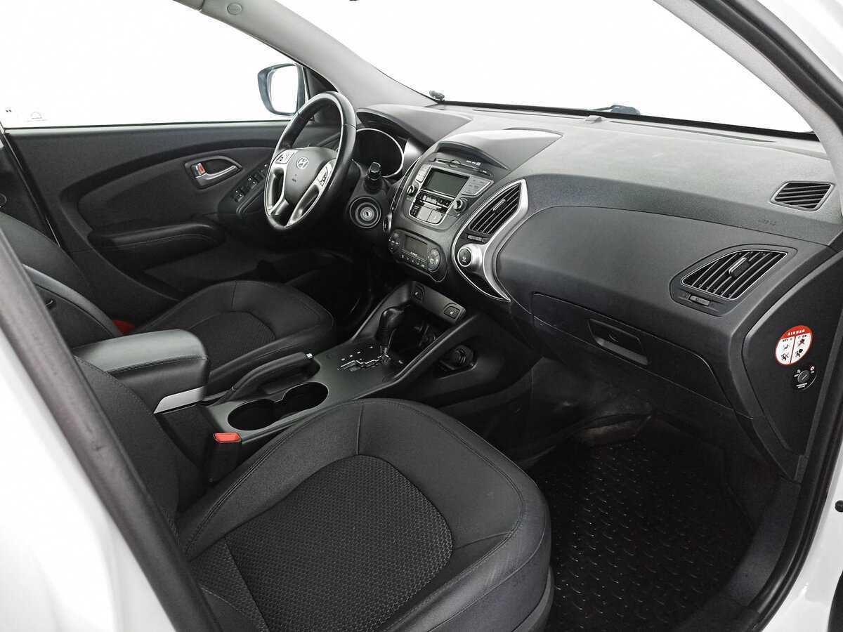 Hyundai ix35 б/у, 2012, Автоматическая. Фото: #9