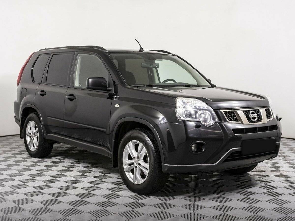 Nissan X-Trail б/у, 2014, Механическая. Фото: #2