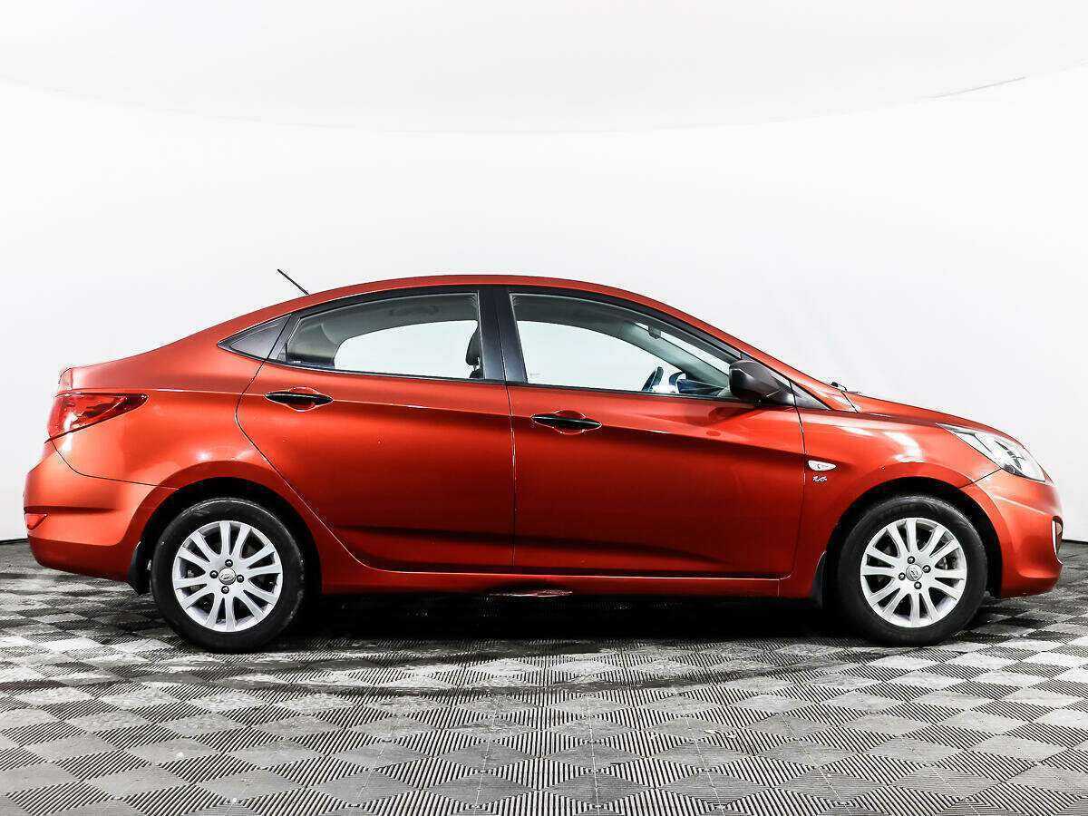 Hyundai Solaris б/у, 2014, Автоматическая. Фото: #2