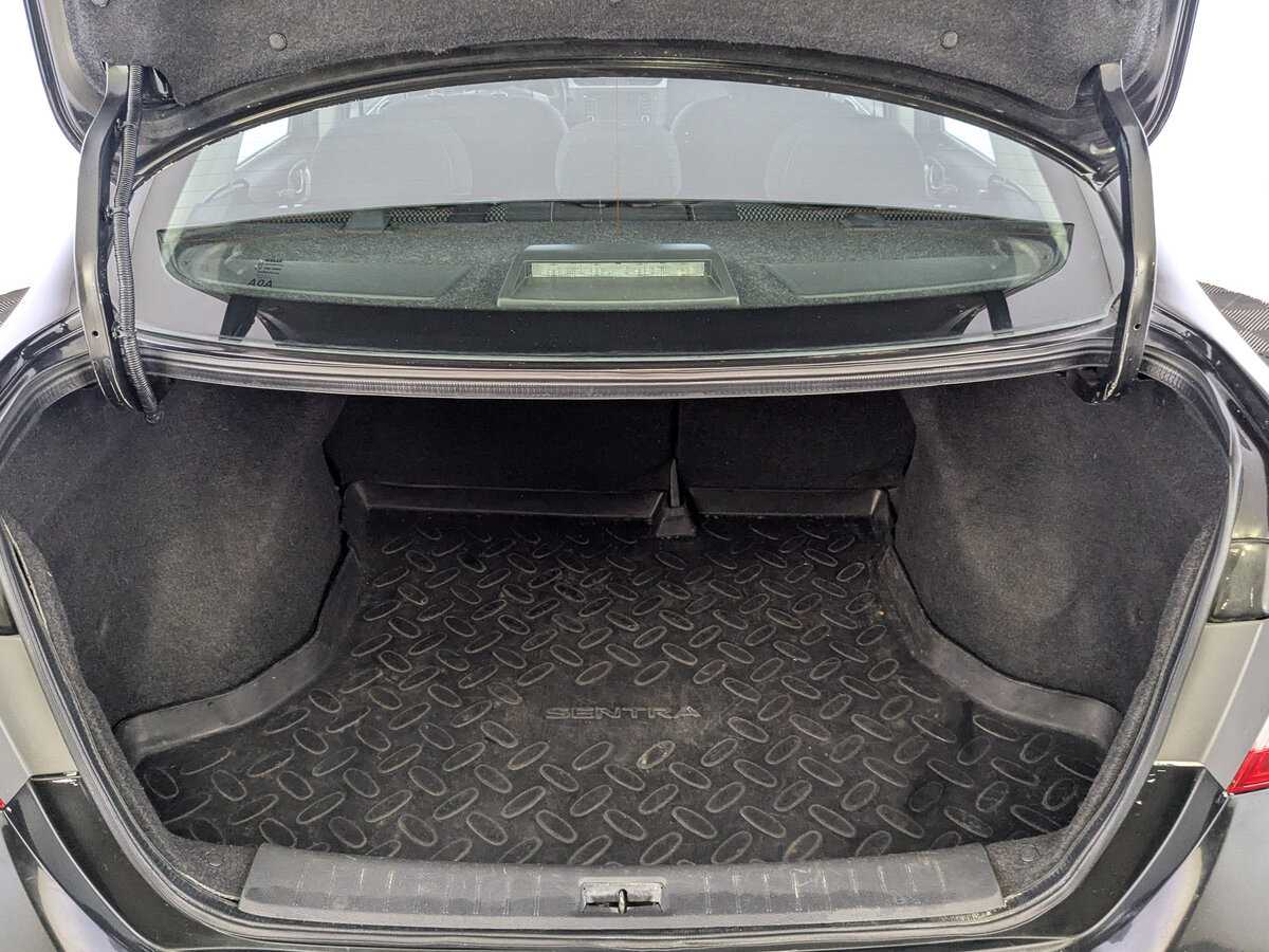 Nissan Sentra б/у, 2014, Механическая. Фото: #9