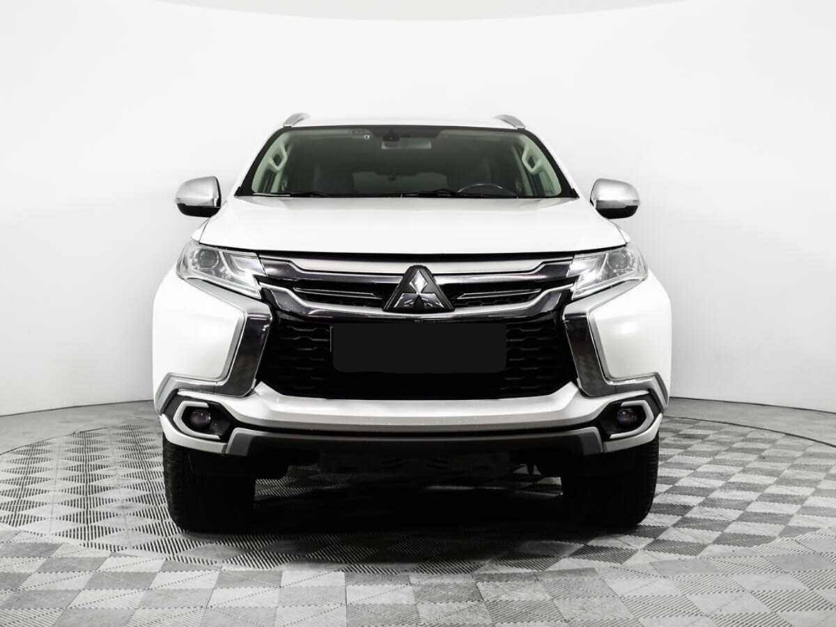 Mitsubishi Pajero Sport б/у, 2018, Автоматическая. Фото: #1