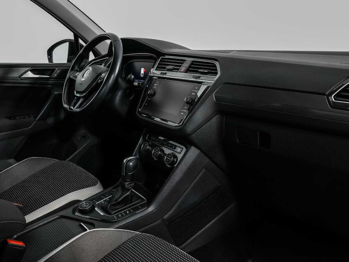 Volkswagen Tiguan б/у, 2019, Роботизированная. Фото: #12