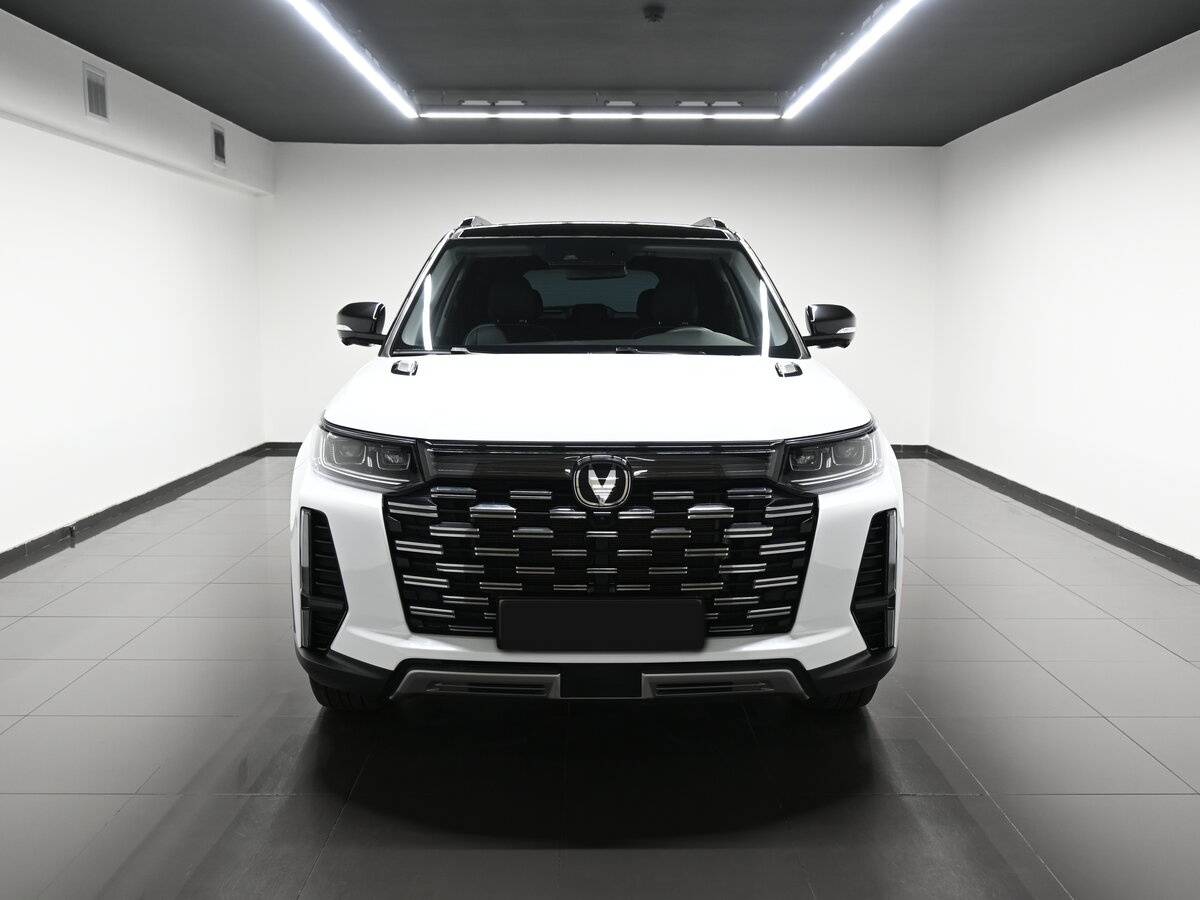 Changan CS95 б/у, 2023, Автоматическая. Фото: #2