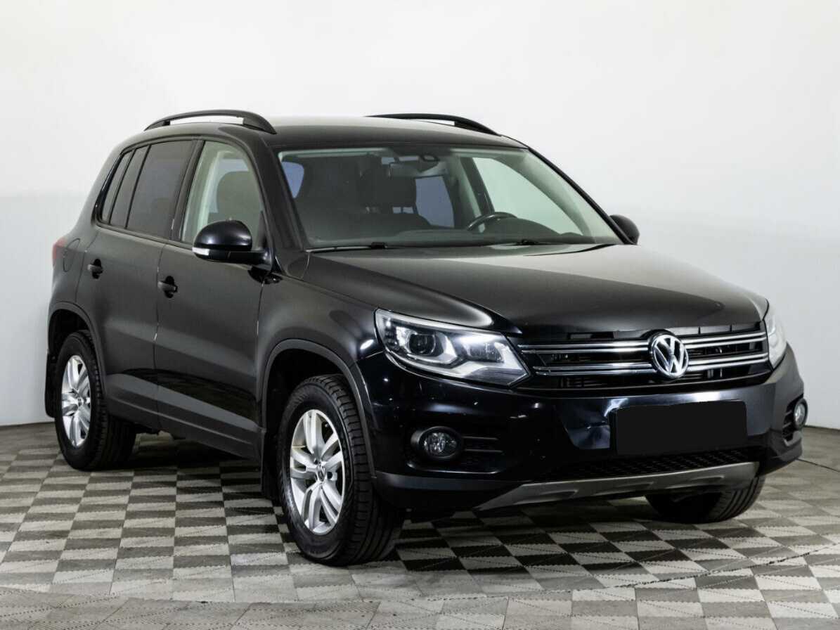 Volkswagen Tiguan б/у, 2016, Автоматическая. Фото: #2