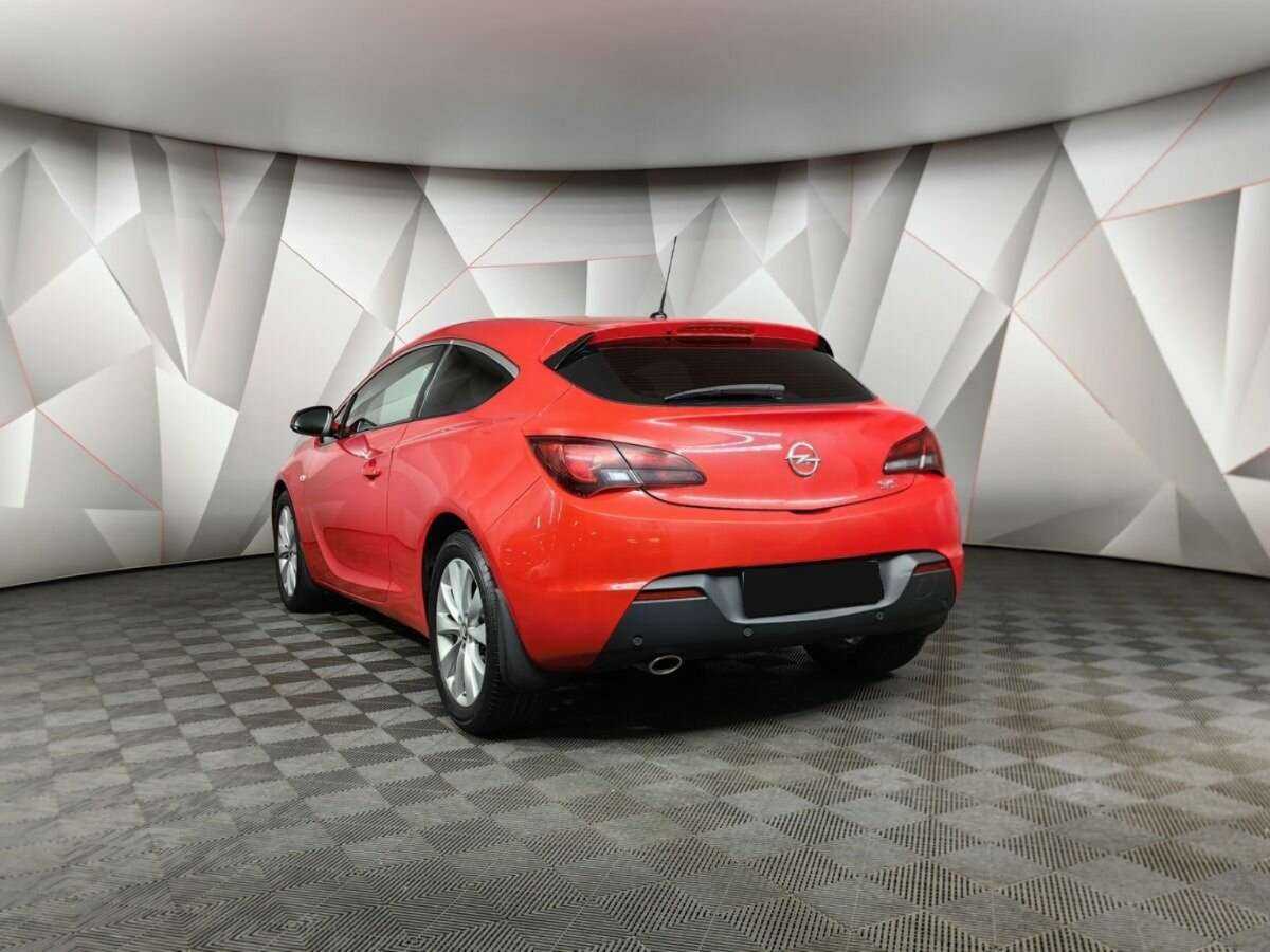 Opel Astra б/у, 2012, Механическая. Фото: #3