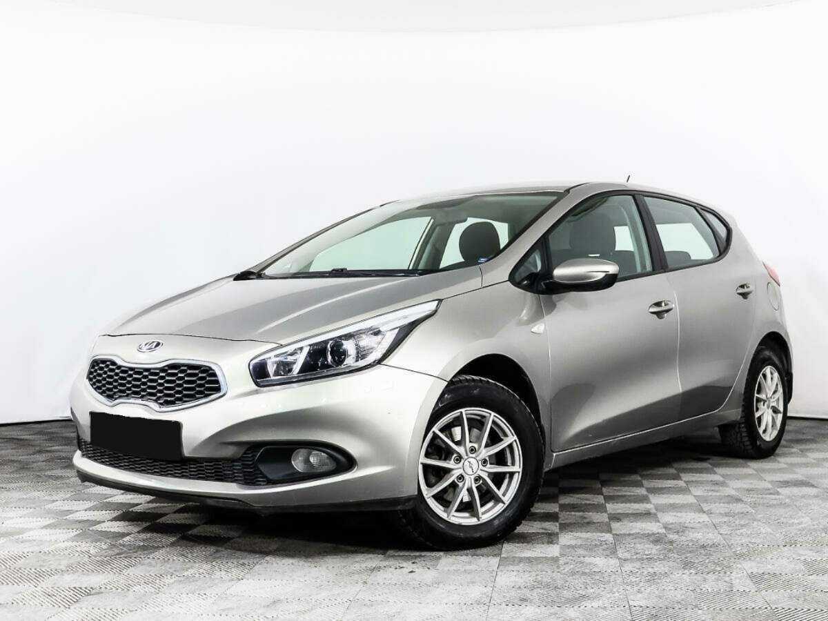 Kia Ceed б/у, 2013, Механическая. Фото: #0