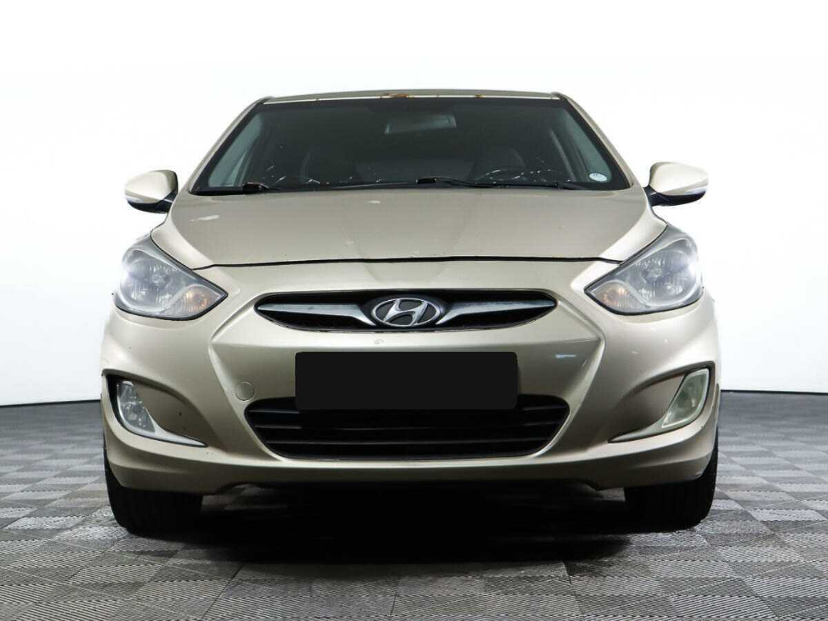 Hyundai Solaris б/у, 2012, Автоматическая. Посмотреть фото