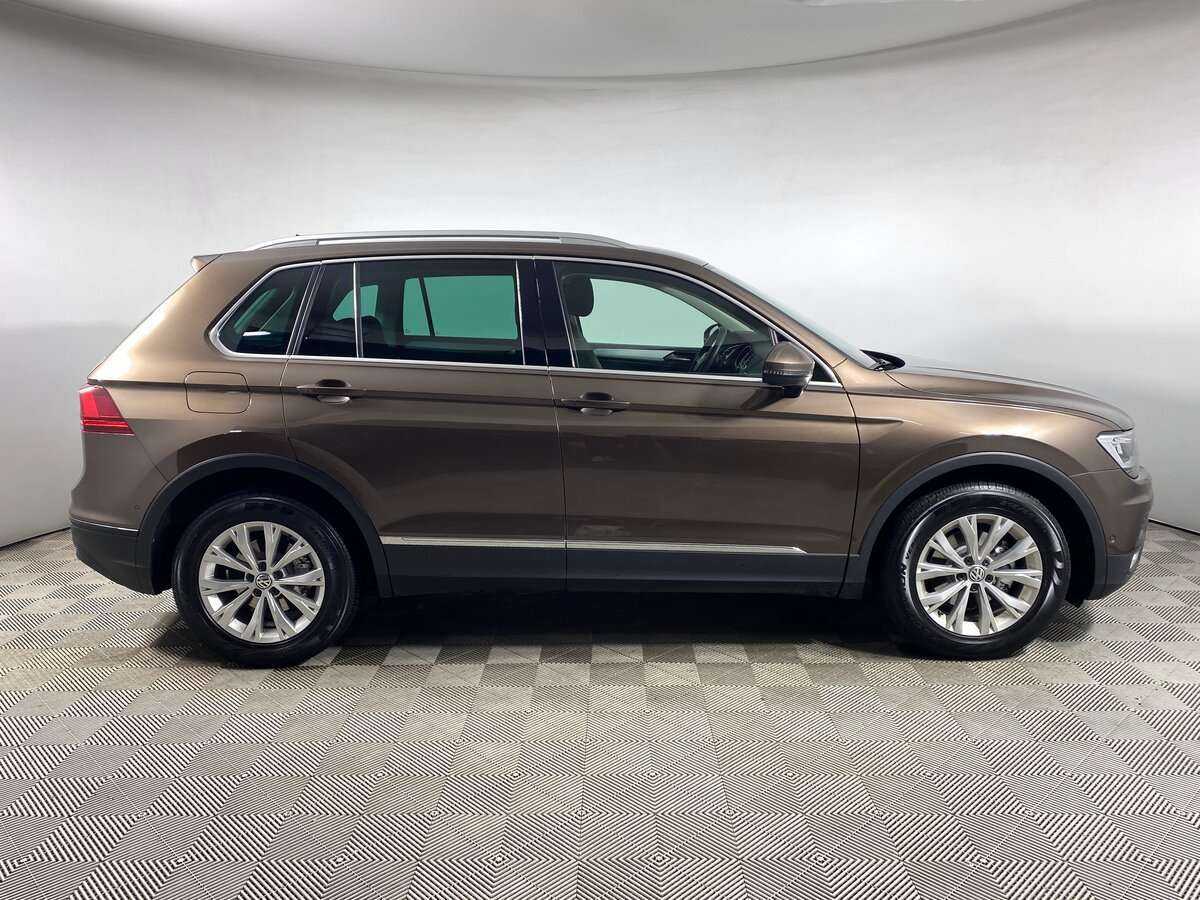 Volkswagen Tiguan б/у, 2017, Роботизированная. Фото: #3