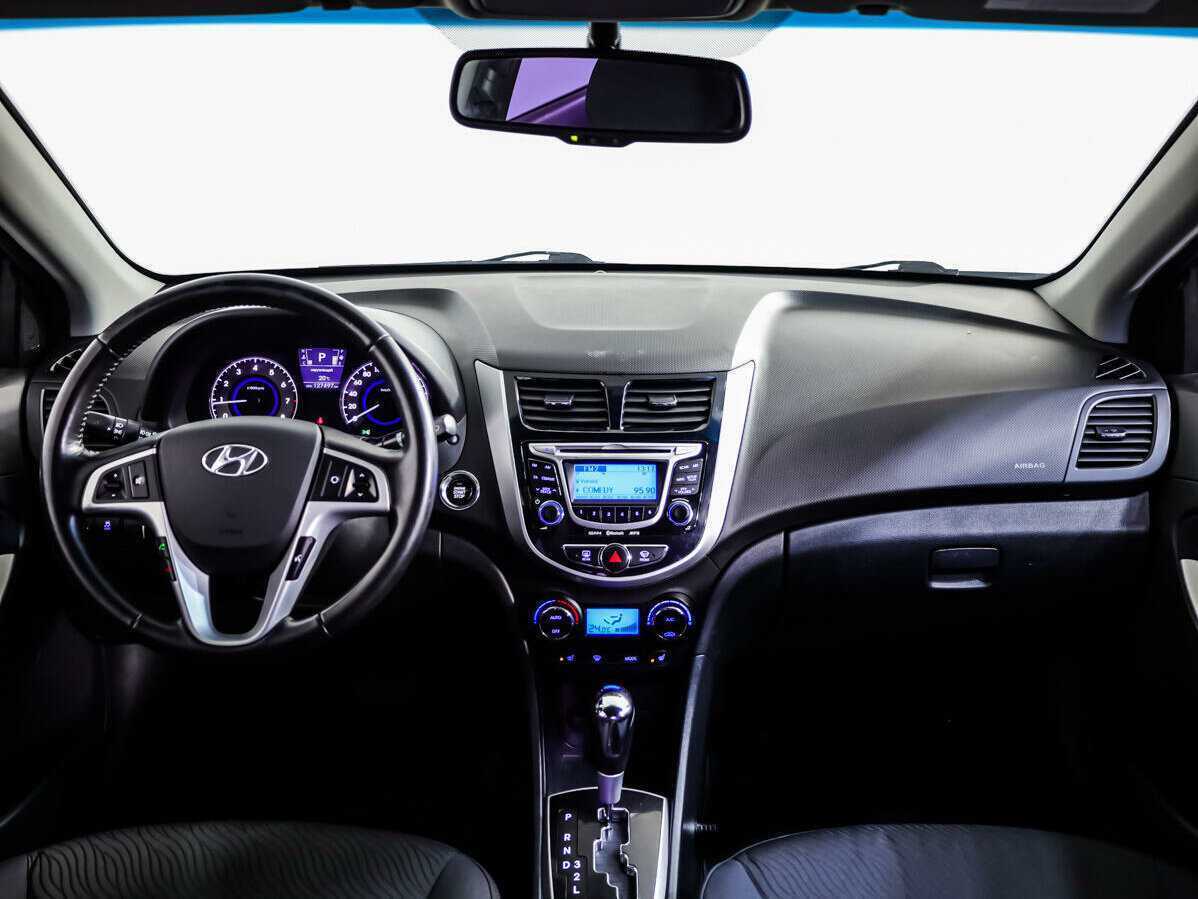 Hyundai Solaris б/у, 2012, Автоматическая. Фото: #8