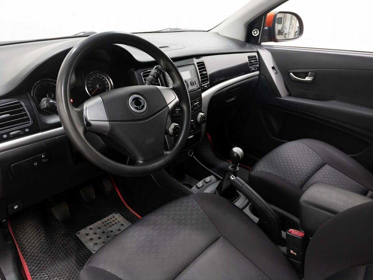 SsangYong Actyon б/у, 2013, Механическая. Фото: #8