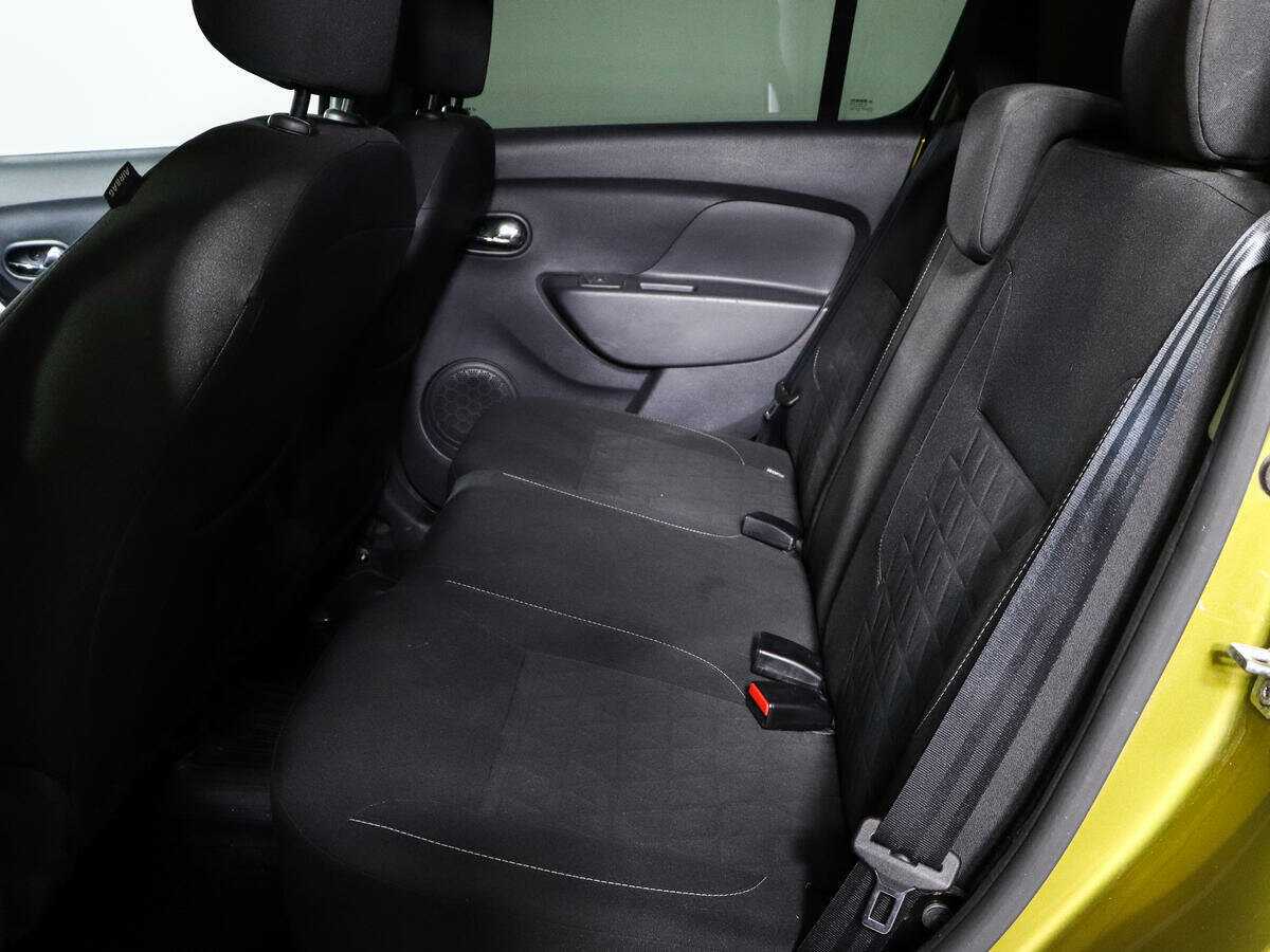 Renault Sandero б/у, 2016, Автоматическая. Фото: #9