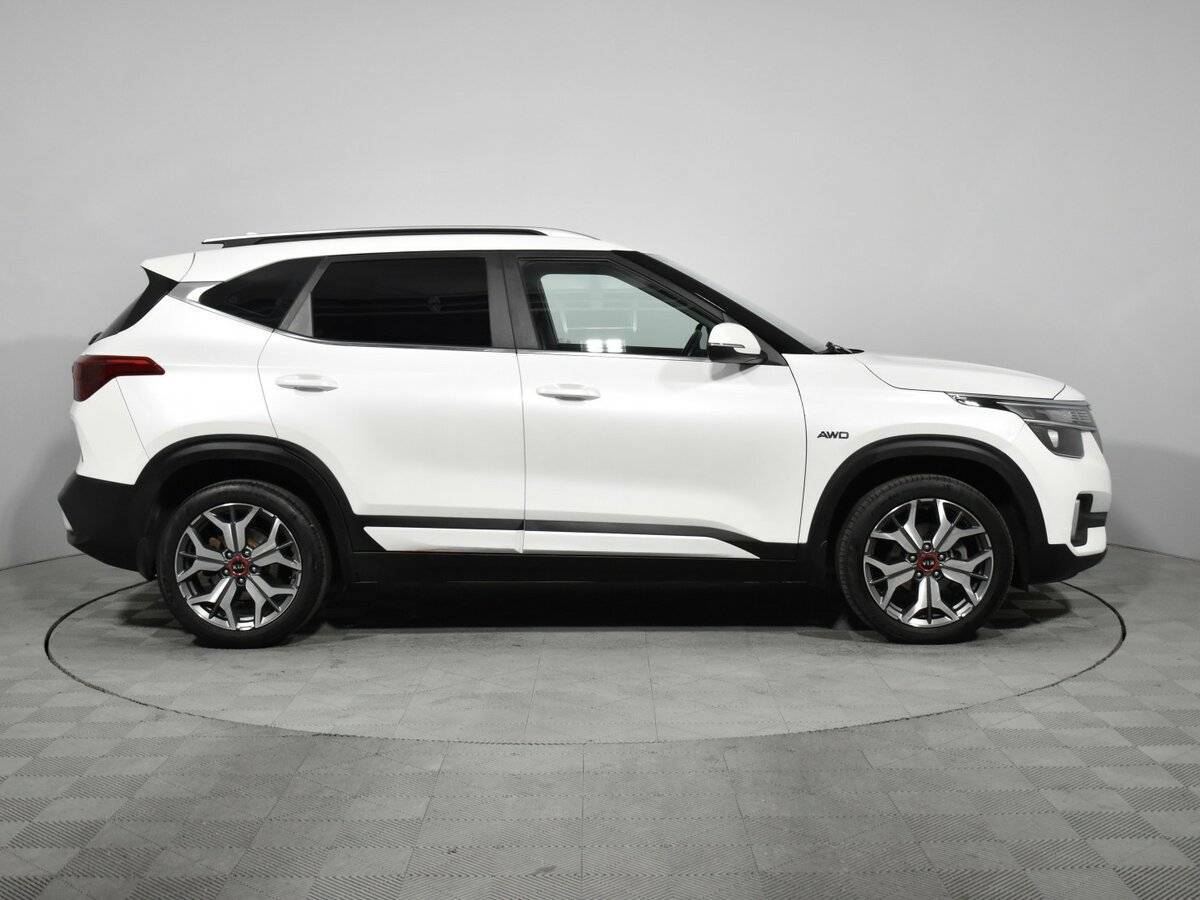Kia Seltos б/у, 2021, Автоматическая. Фото: #3