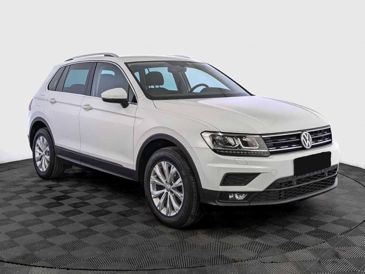 Volkswagen Tiguan б/у, 2018, Роботизированная. Фото: #2