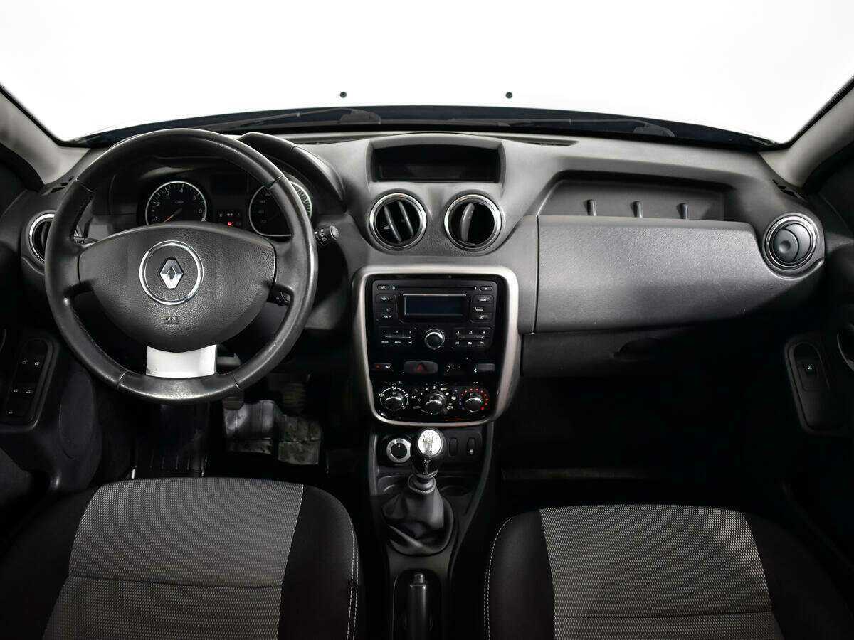 Renault Duster б/у, 2015, Механическая. Фото: #11