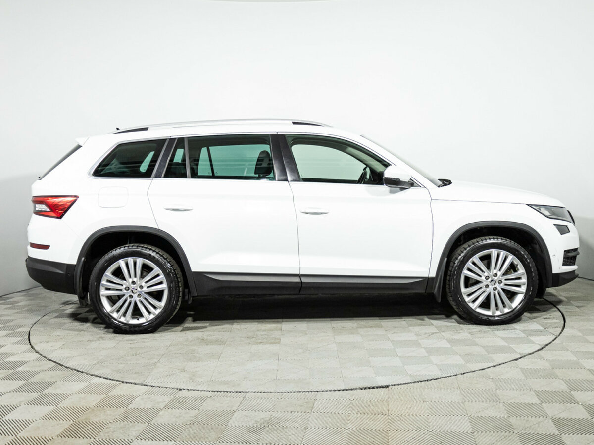 Skoda Kodiaq б/у, 2017, Роботизированная. Фото: #3