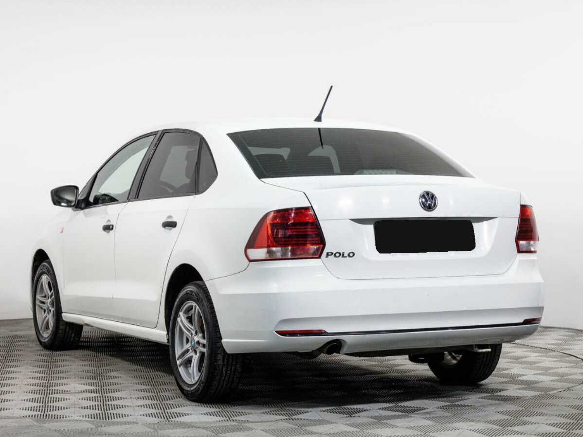 Volkswagen Polo б/у, 2015, Механическая. Фото: #5